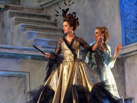 Спектакль "Женитьба Фигаро"  МДТ им. Пушкина. Художник по костюмам Л. Алексеев 